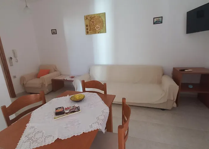 Central Rooms