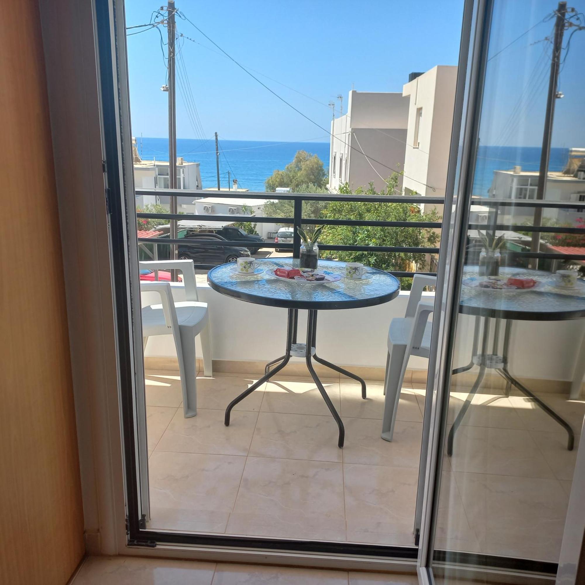Central Rooms * Makry Gialos (Crete)