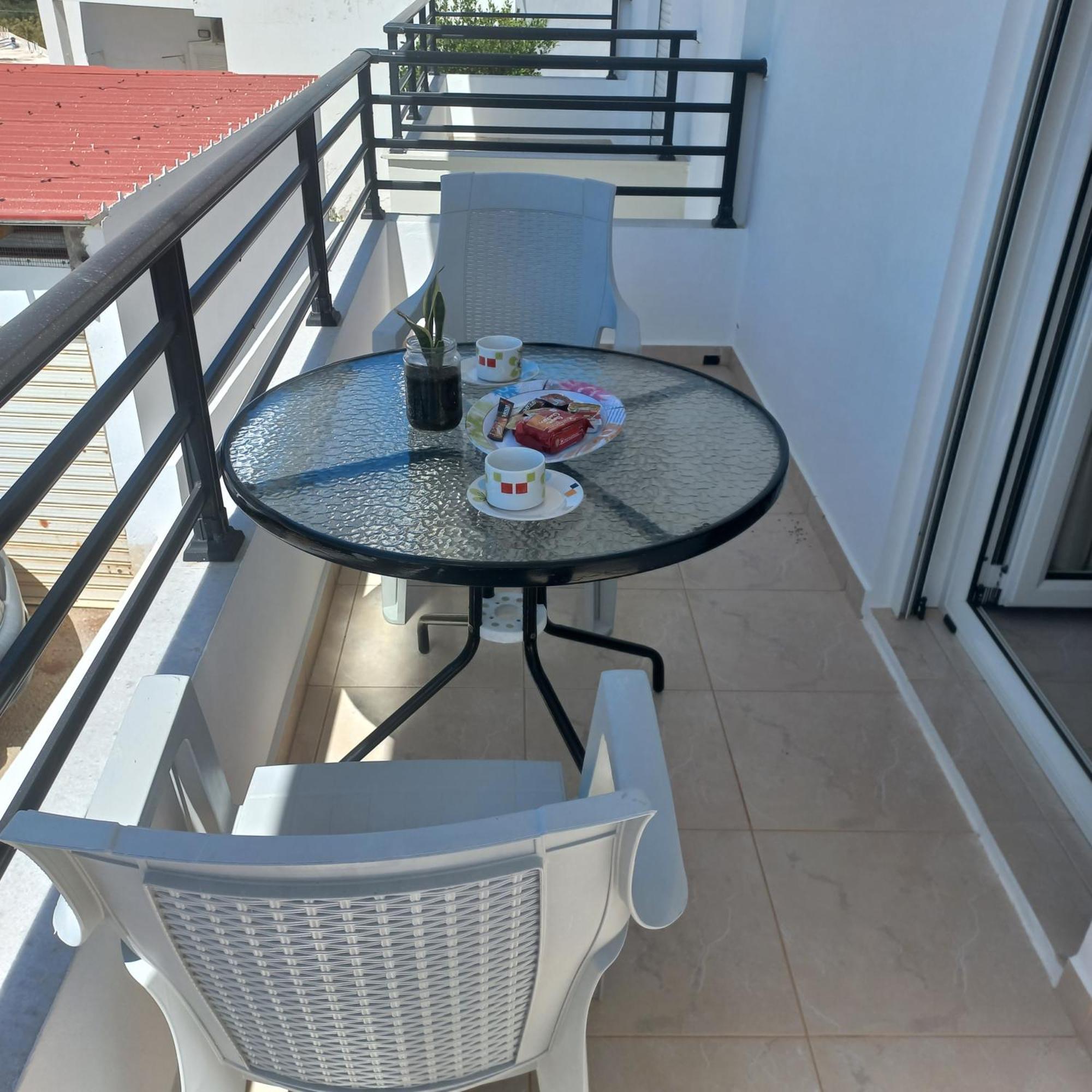 Central Rooms Apartment Makry Gialos (Crete)